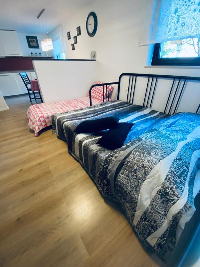 Apartma Kamnitnk Škofja Loka Екстериор снимка